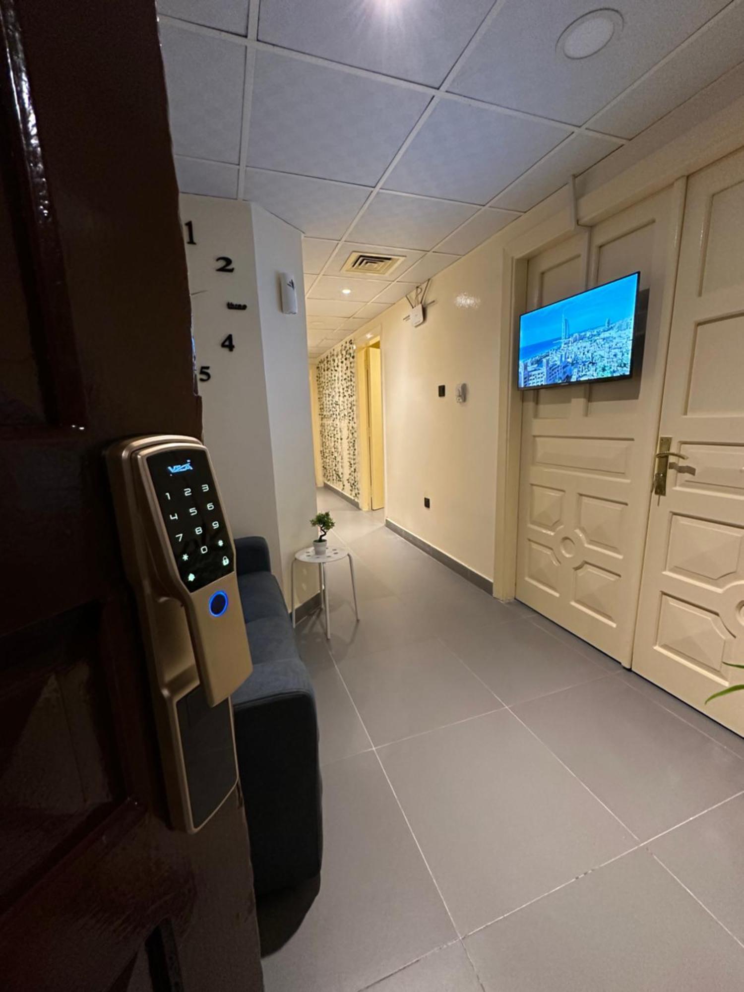 Sunrise Inn By Dsv Property Abu Dzabi Kültér fotó