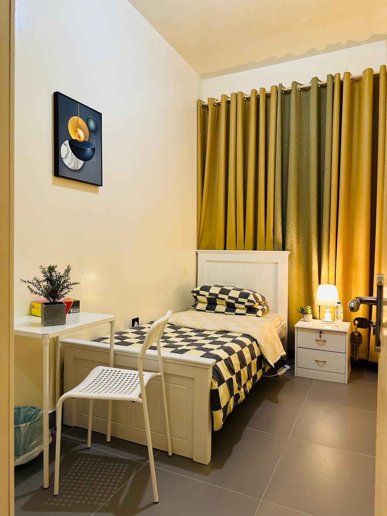 Sunrise Inn By Dsv Property Abu Dzabi Kültér fotó